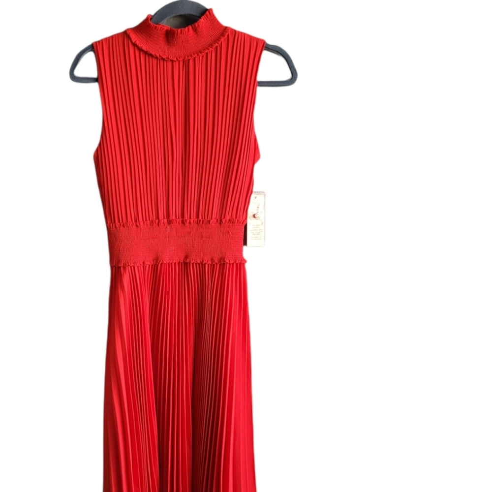 Nanette Lepore Sleeveless Red Pleated High Neck Dress Size 6